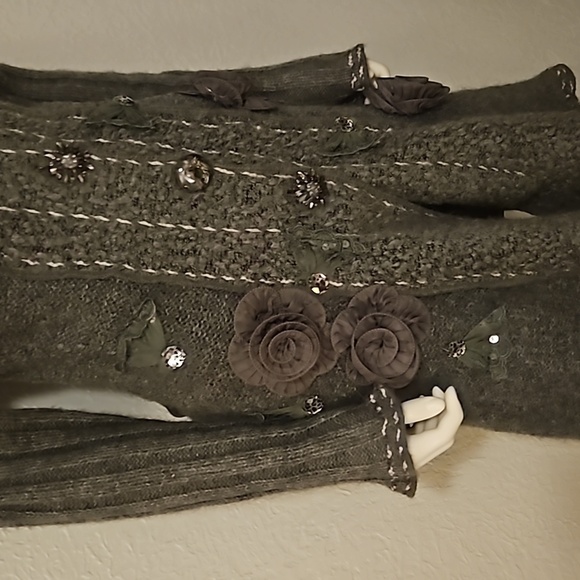 VTG FORLA PARIS 1990s Wool Fur Trim Rosette Longline Sweater Cardigan - Picture 5 of 14